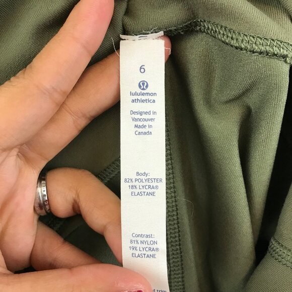 Lululemon size 6 Wunder Under Crop Leggings Ziggy Snake Fatigue Green Gator - Picture 9 of 11
